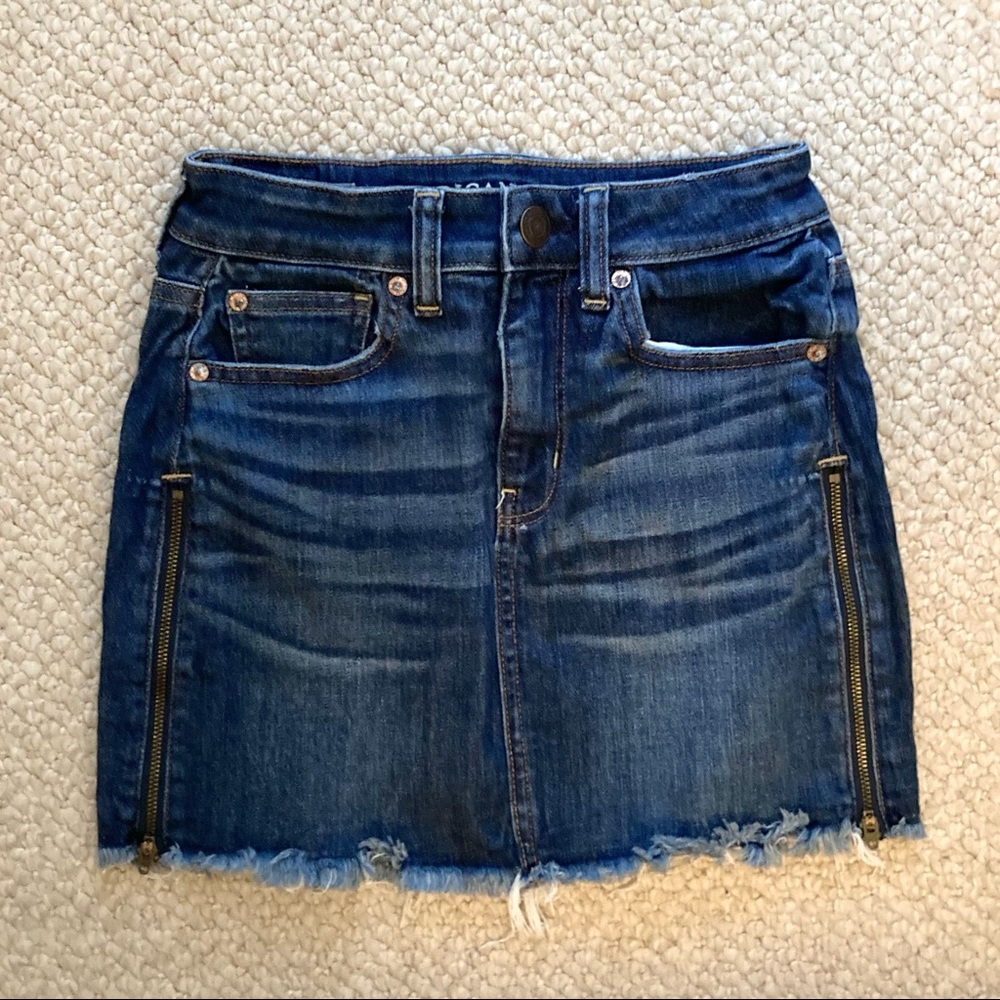 American Eagle Dark Wash Stretch Denim Skirt with Zippers, Size 0